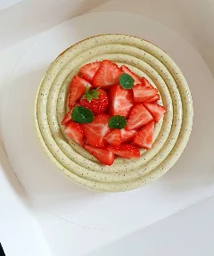 Полуничний тарт